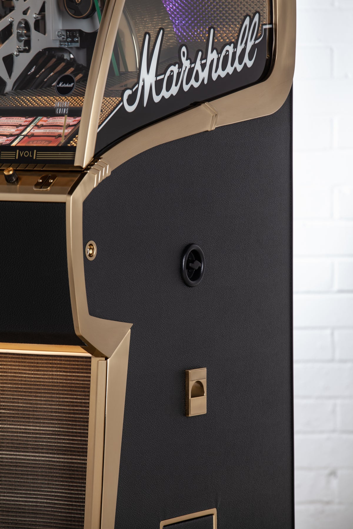 Marshall Rocket 45 Vinyl Jukebox - Black